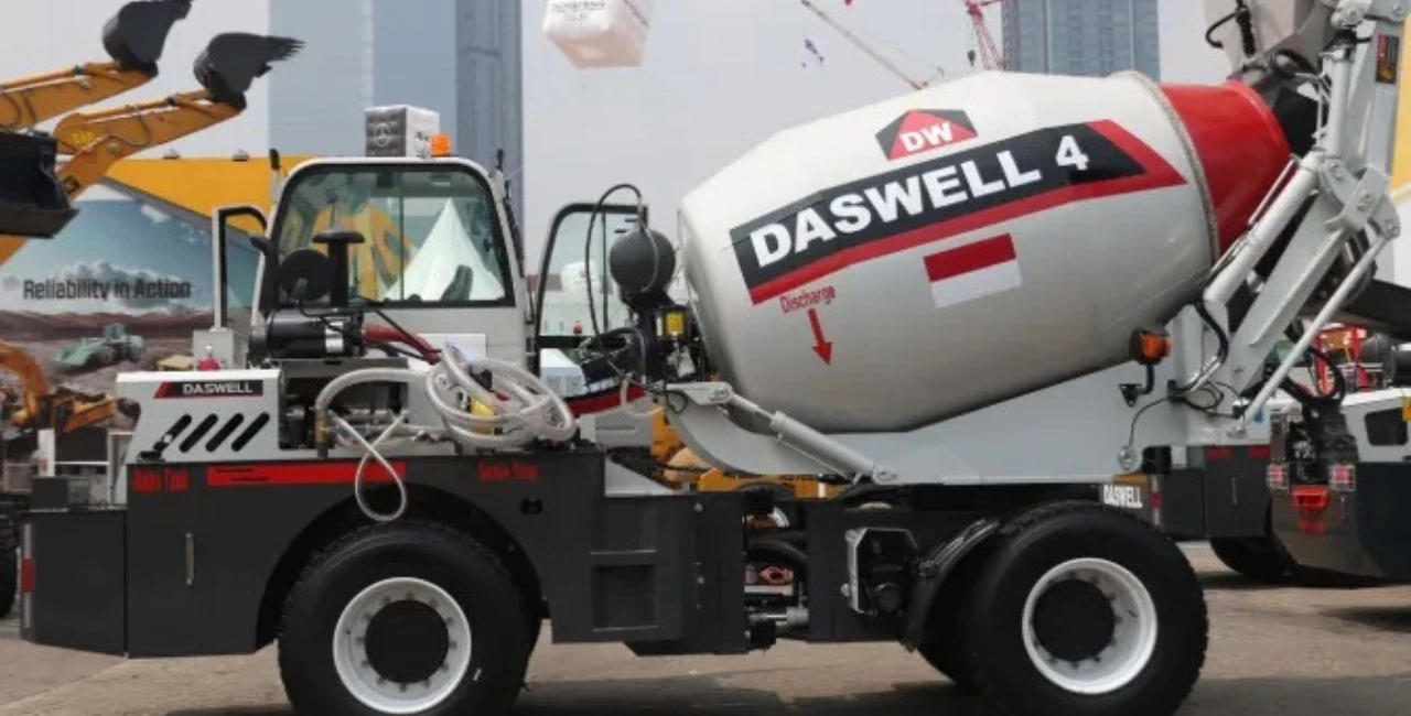 Self Loading Mixer untuk Pembangunan Perumahan Modern
